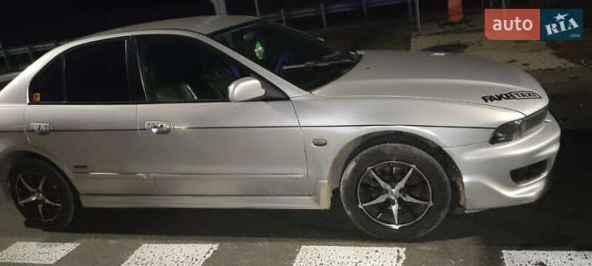 Mitsubishi Galant, 2002г. 2.0л. бензин Львів в кредит