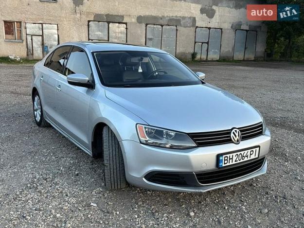Volkswagen Jetta, 2014г. 1.8л. бензин Івано-Франківськ в кредит