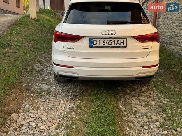 Audi Q3, 2019г. 2.0л. бензин Ужгород в кредит