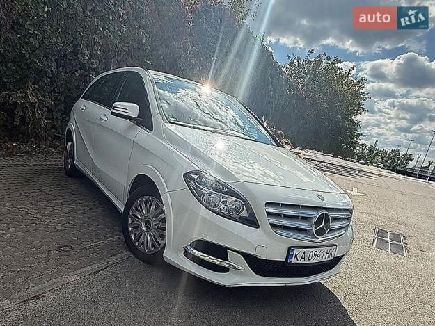 Mercedes-benz B-class, 2014г. 2.0л. гібрид Київ в кредит