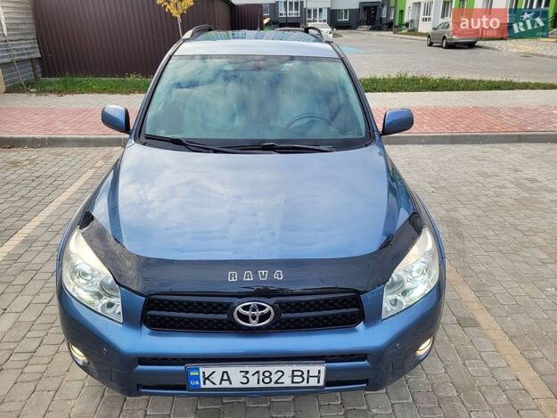 Toyota Rav4, 2006г. 2.4л. бензин Вінниця в кредит