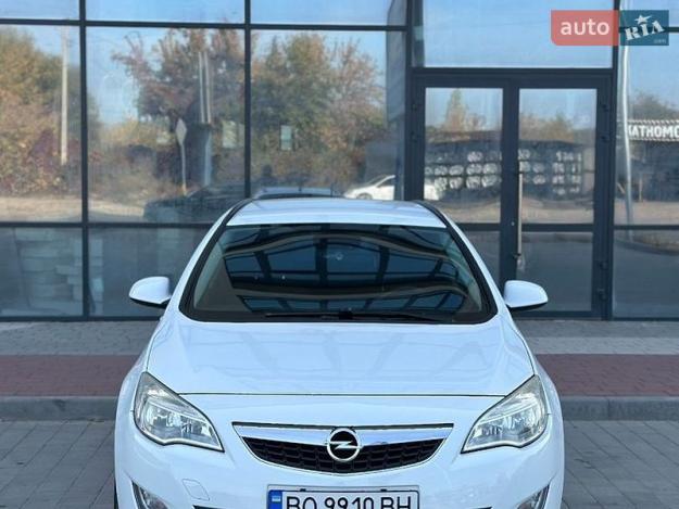 Opel Astra, 2012г. 1.2л. дизель Івано-Франківськ в кредит