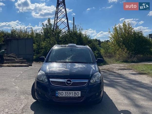 Opel Zafira, 2010г. 1.7л. дизель Хмельницький в кредит