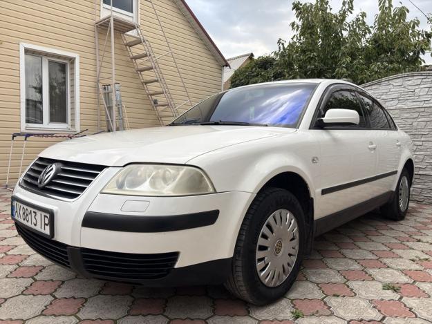Volkswagen Passat sedan, 2002г. 1.6л. бензин Харків в кредит