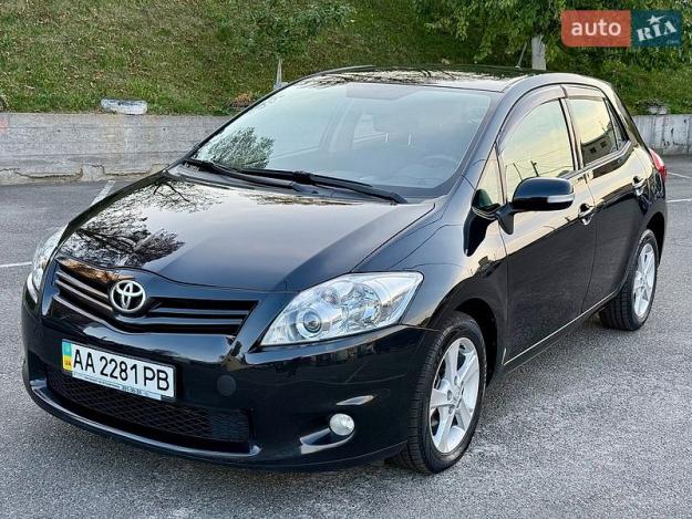 Toyota Auris, 2011г. 1.6л. бензин Київ в кредит