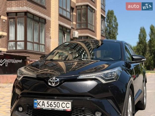 Toyota C-hr, 2017г. 1.2л. бензин Київ в кредит