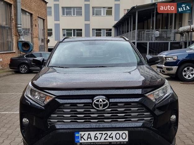 Toyota Rav4, 2019г. 2.0л. бензин Київ в кредит