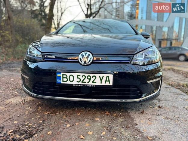 Volkswagen E-golf, 2015г. 0.0л. Електро Тернопіль в кредит