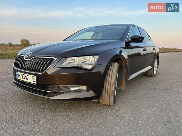 Skoda Superb, 2017г. 1.8л. бензин Рівне в кредит