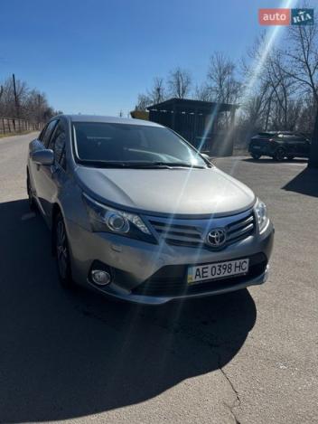 Toyota Avensis, 2012г. 2.0л. бензин Дніпро в кредит