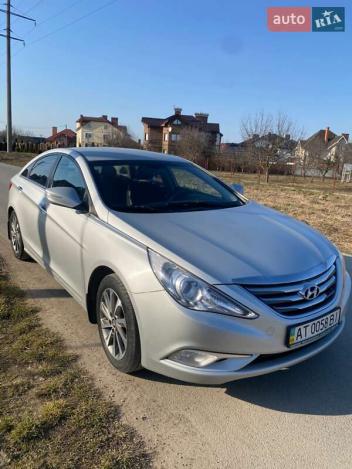 Hyundai Sonata, 2014г. 2.4л. гібрид Івано-Франківськ в кредит