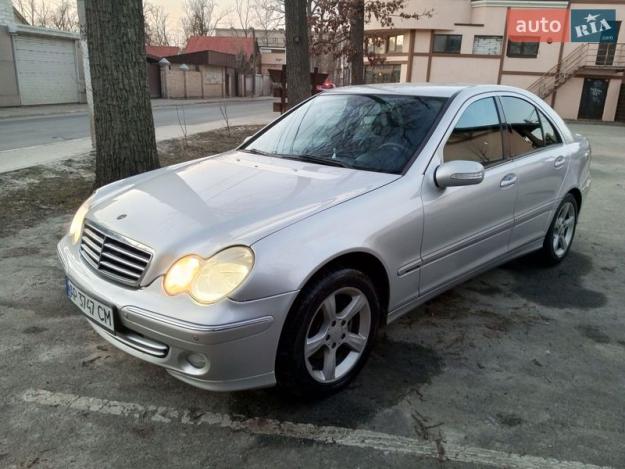 Mercedes-benz C-class, 2005г. 1.8л. бензин Київ в кредит