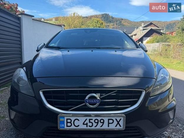 Volvo V40, 2015г. 2.0л. дизель Львів в кредит