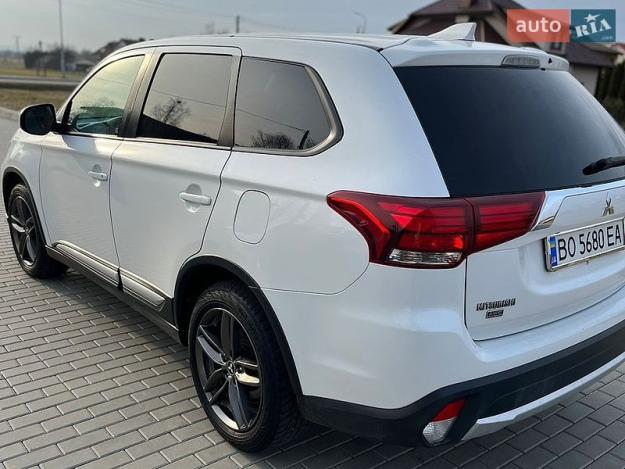 Mitsubishi Outlander, 2017г. 2.4л. бензин Львів в кредит