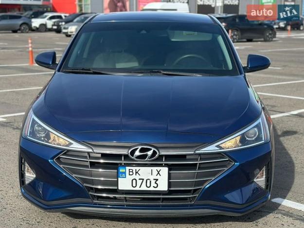 Hyundai Elantra, 2018г. 2.0л. бензин Рівне в кредит