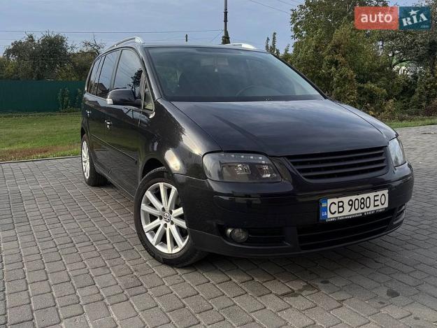 Volkswagen Touran, 2003г. 1.6л. бензин Полтава в кредит