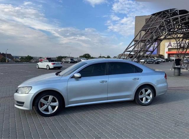 Volkswagen Passat sedan, 2012г. 2.5л. бензин Харків в кредит
