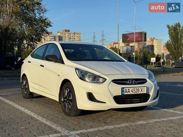 Hyundai Accent, 2013г. 1.4л. бензин Київ в кредит
