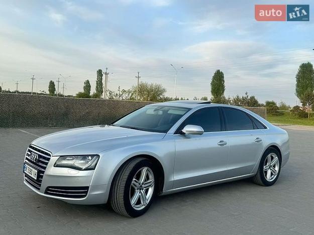Audi A8, 2012г. 3.0л. дизель Рівне в кредит