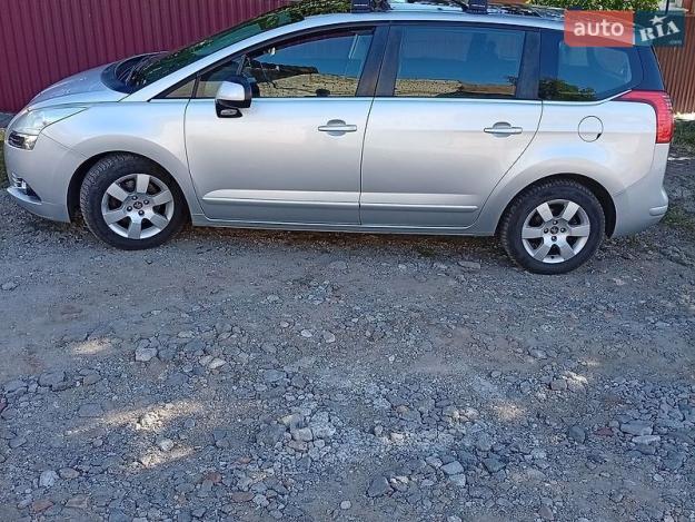 Peugeot 5008, 2011г. 1.6л. бензин Черкаси в кредит