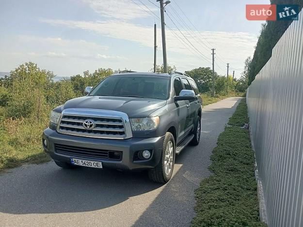 Toyota Sequoia, 2008г. 5.7л. бензин Дніпро в кредит