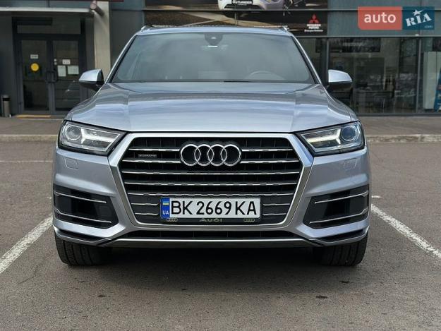 Audi Q7, 2016г. 3.0л. бензин Рівне в кредит