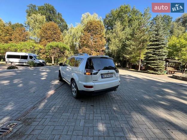 Mitsubishi Outlander xl, 2010г. 2.2л. дизель Львів в кредит