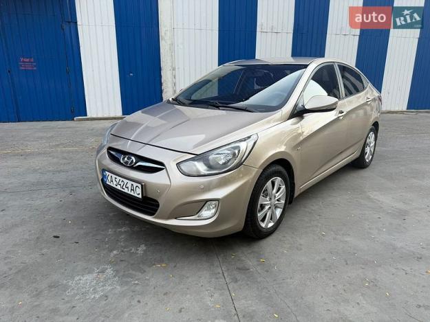 Hyundai Accent, 2013г. 1.6л. гібрид Одеса в кредит
