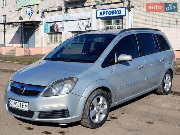 Opel Zafira, 2005г. 1.6л. бензин Чернігів в кредит