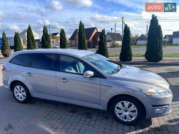 Ford Mondeo, 2010г. 1.6л. бензин Рівне в кредит