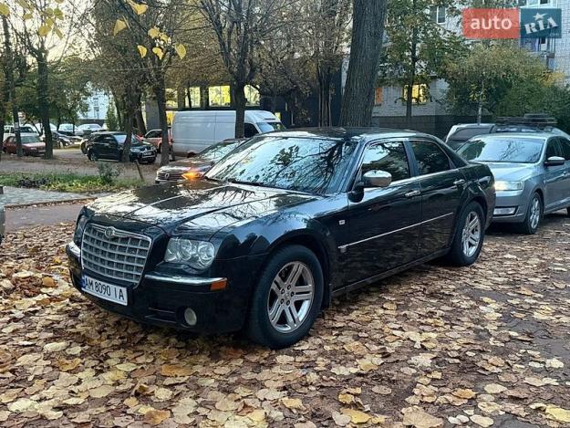 Chrysler 300c, 2006г. 2.7л. бензин Житомир в кредит