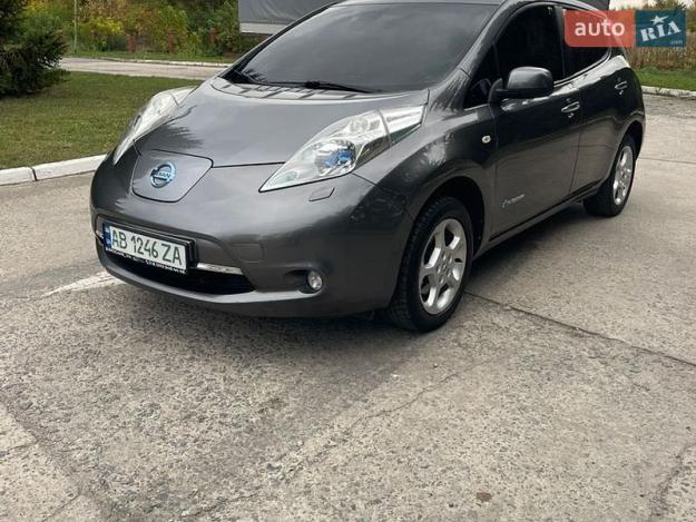 Nissan Leaf, 2015г. 0.0л. Електро Житомир в кредит