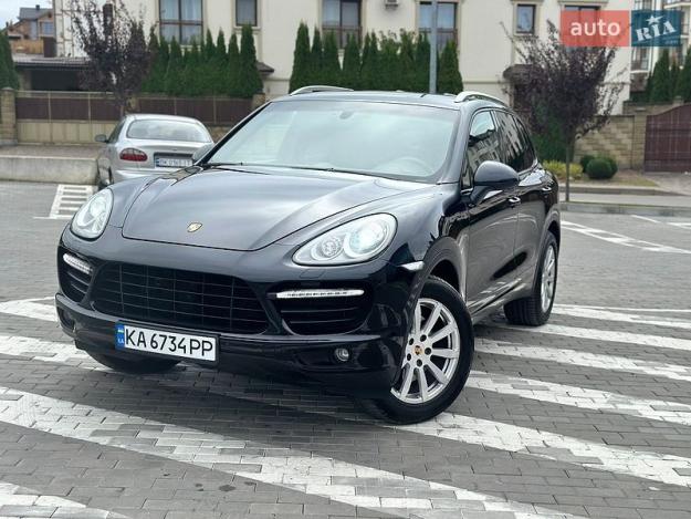 Porsche Cayenne, 2012г. 4.8л. бензин Рівне в кредит