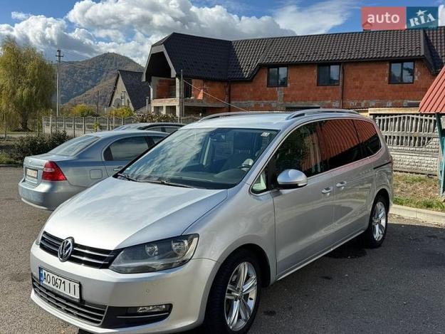 Volkswagen Sharan, 2011г. 2.0л. дизель Ужгород в кредит