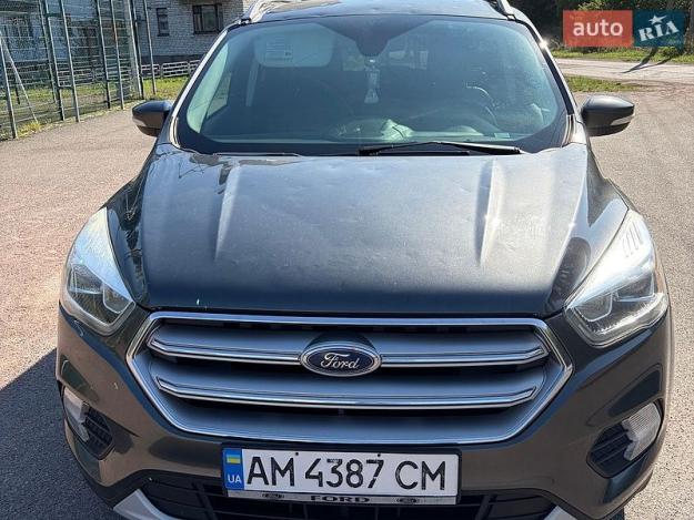 Ford Escape, 2016г. 2.0л. гібрид Житомир в кредит