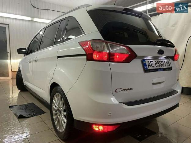 Ford Grand c-max, 2015г. 1.0л. бензин Дніпро в кредит
