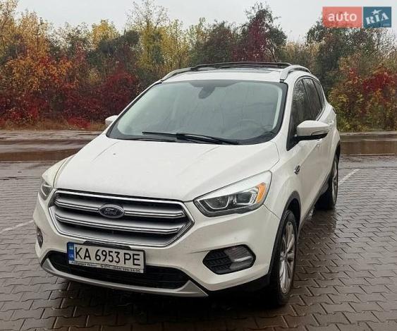Ford Escape, 2016г. 2.0л. гібрид Київ в кредит