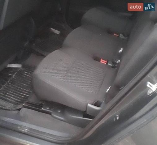 Peugeot 5008, 2010г. 1.6л. дизель Житомир в кредит