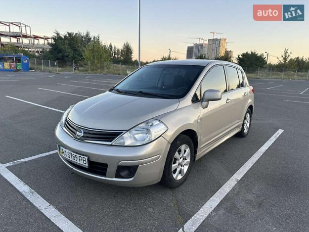 Nissan Tiida, 2011г. 1.6л. бензин Київ в кредит