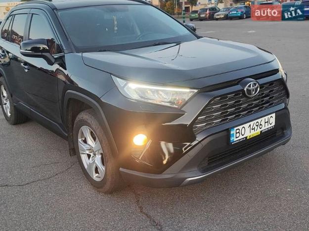 Toyota Rav4, 2019г. 2.0л. бензин Тернопіль в кредит