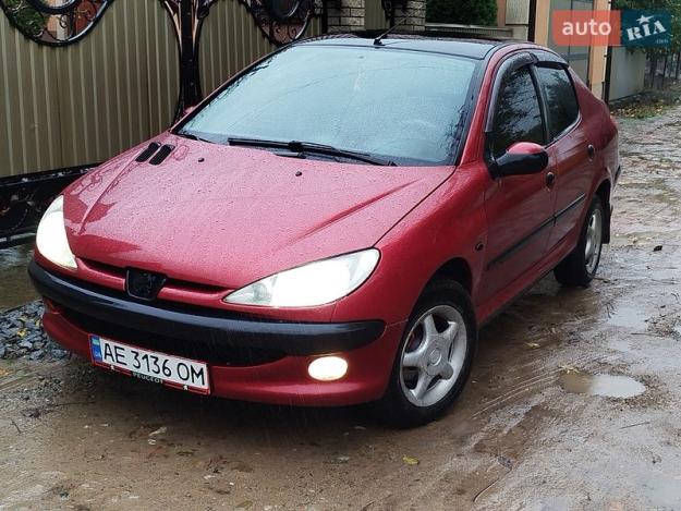 Peugeot 206, 2007г. 1.4л. бензин Чернівці в кредит