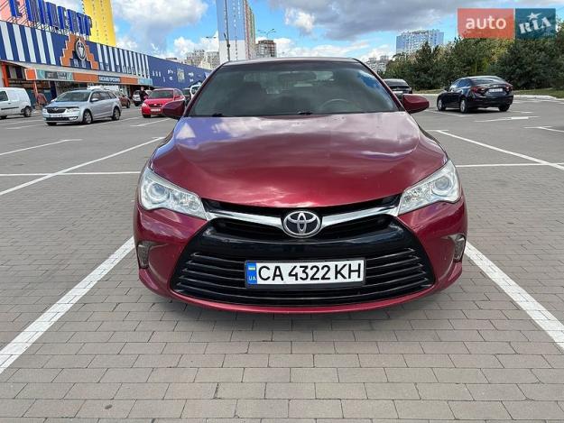 Toyota Camry, 2015г. 2.5л. бензин Київ в кредит