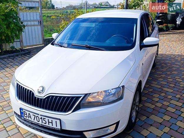 Skoda Rapid, 2013г. 1.6л. бензин Кропивницький в кредит