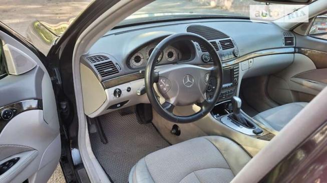 Mercedes-benz E-class, 2004г. 1.8л. бензин Кропивницький в кредит