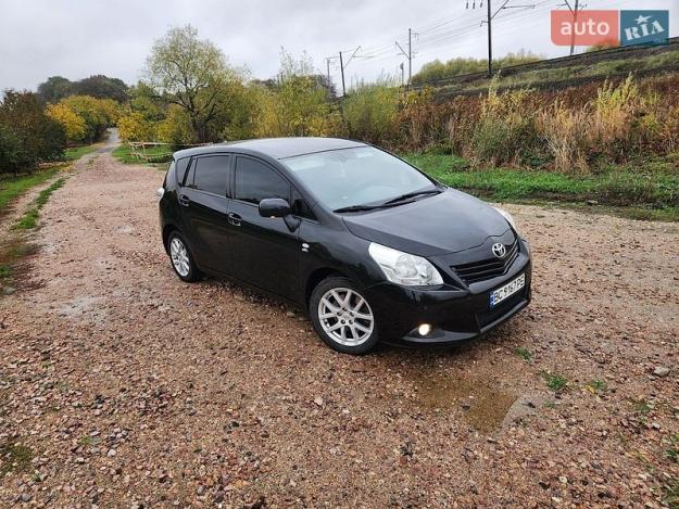 Toyota Verso, 2010г. 2.2л. дизель Рівне в кредит