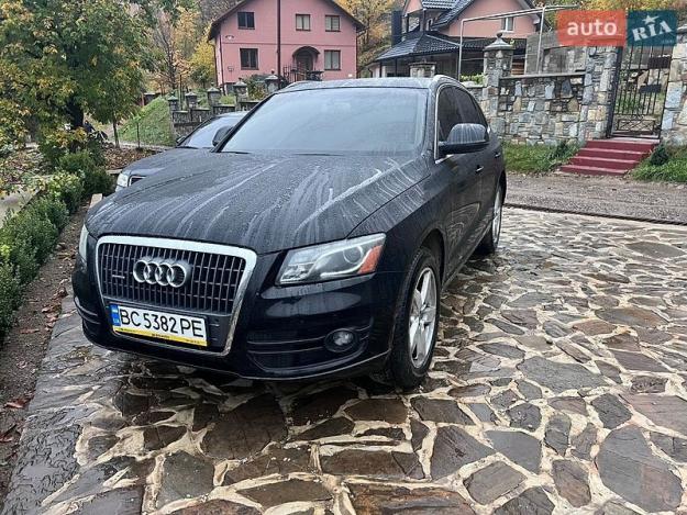 Audi Q5, 2011г. 2.0л. бензин Полтава в кредит