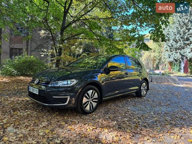 Volkswagen E-golf, 2019г. 0.0л. Електро Дніпро в кредит