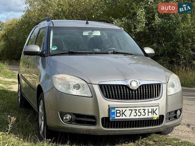 Skoda Roomster, 2007г. 1.6л. бензин Рівне в кредит