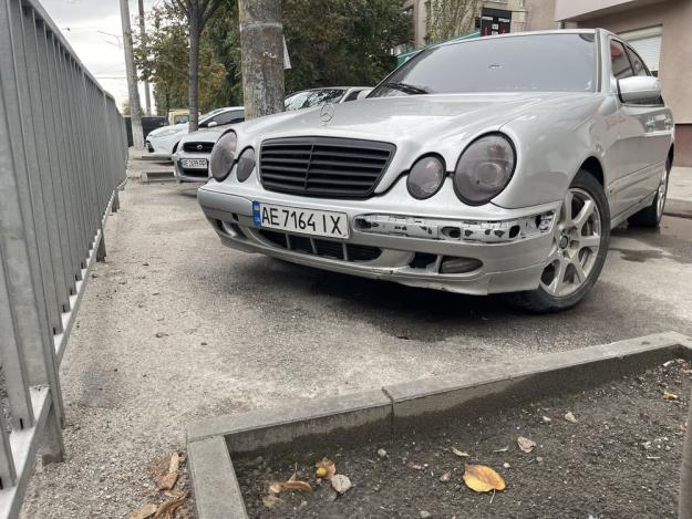 Mercedes-benz E series, 2001г. 2.0л. бензин Дніпро в кредит