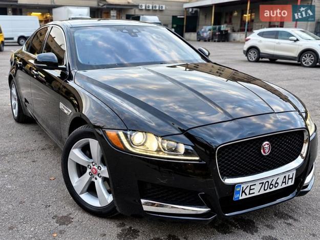 Jaguar Xf, 2017г. 2.0л. бензин Дніпро в кредит